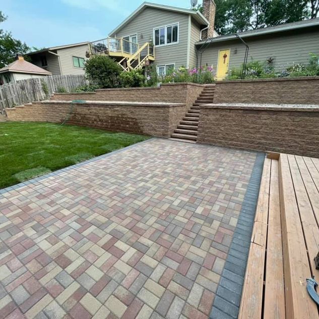 Paver Patio & Retaining Wall